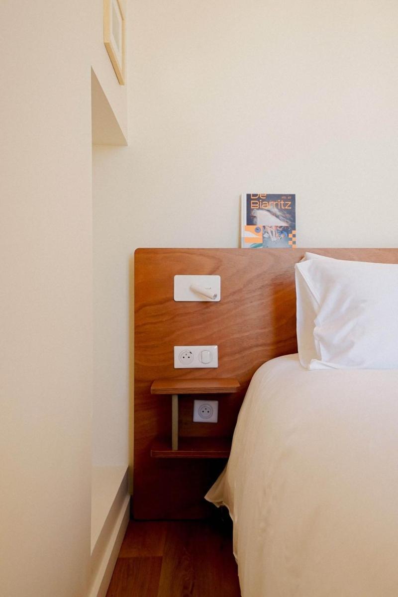 Alfred Hotels Les Halles Биариц Екстериор снимка