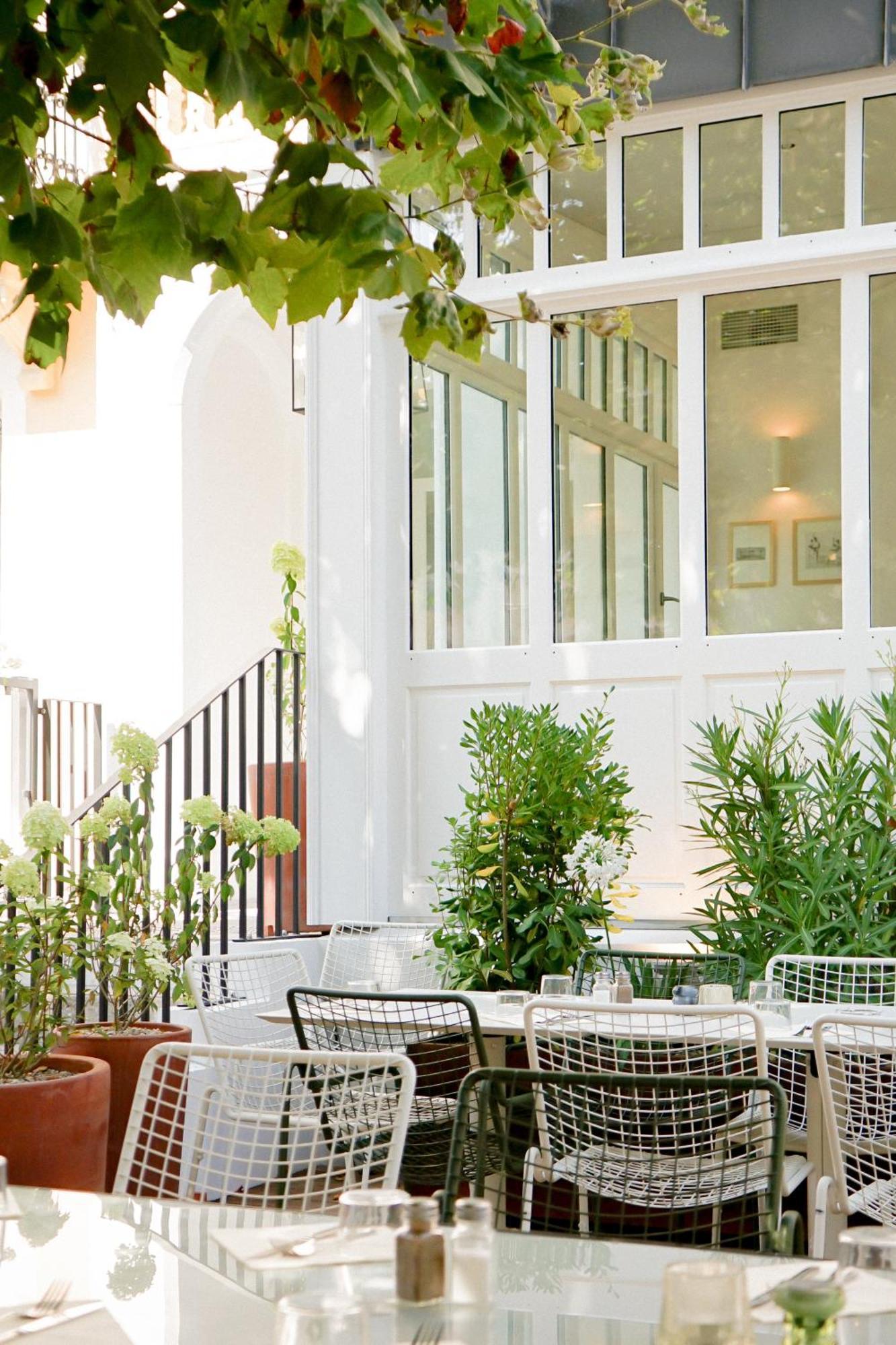 Alfred Hotels Les Halles Биариц Екстериор снимка