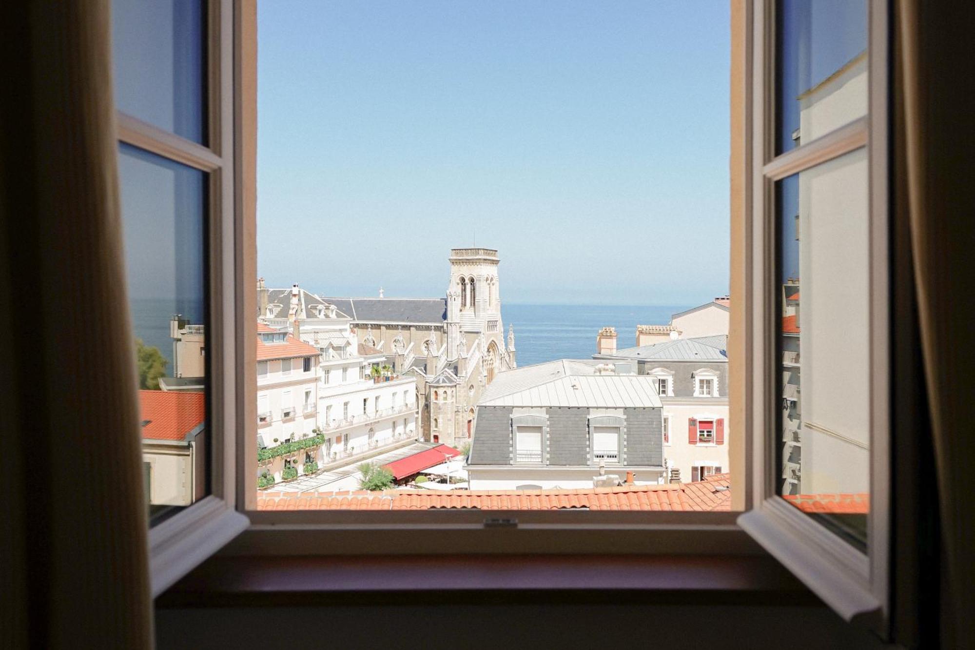 Alfred Hotels Les Halles Биариц Екстериор снимка